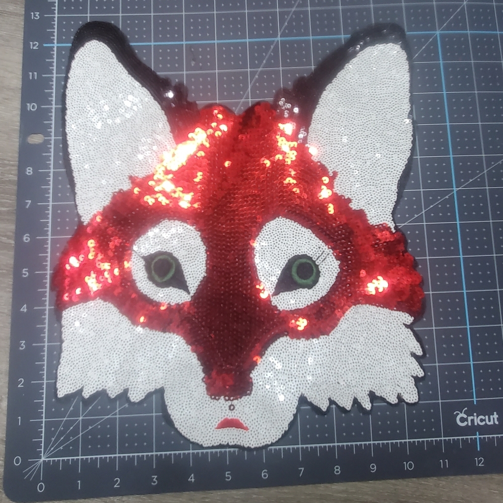 Sequin Fox Patch - image 2